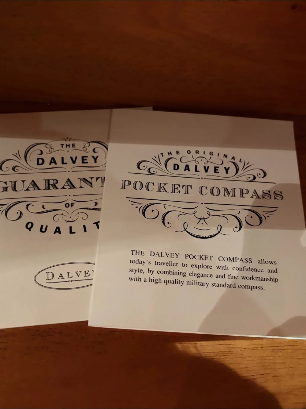 DALVEY Pocket Compass Oakleaf NEW IN BOX - Picture 7 of 8